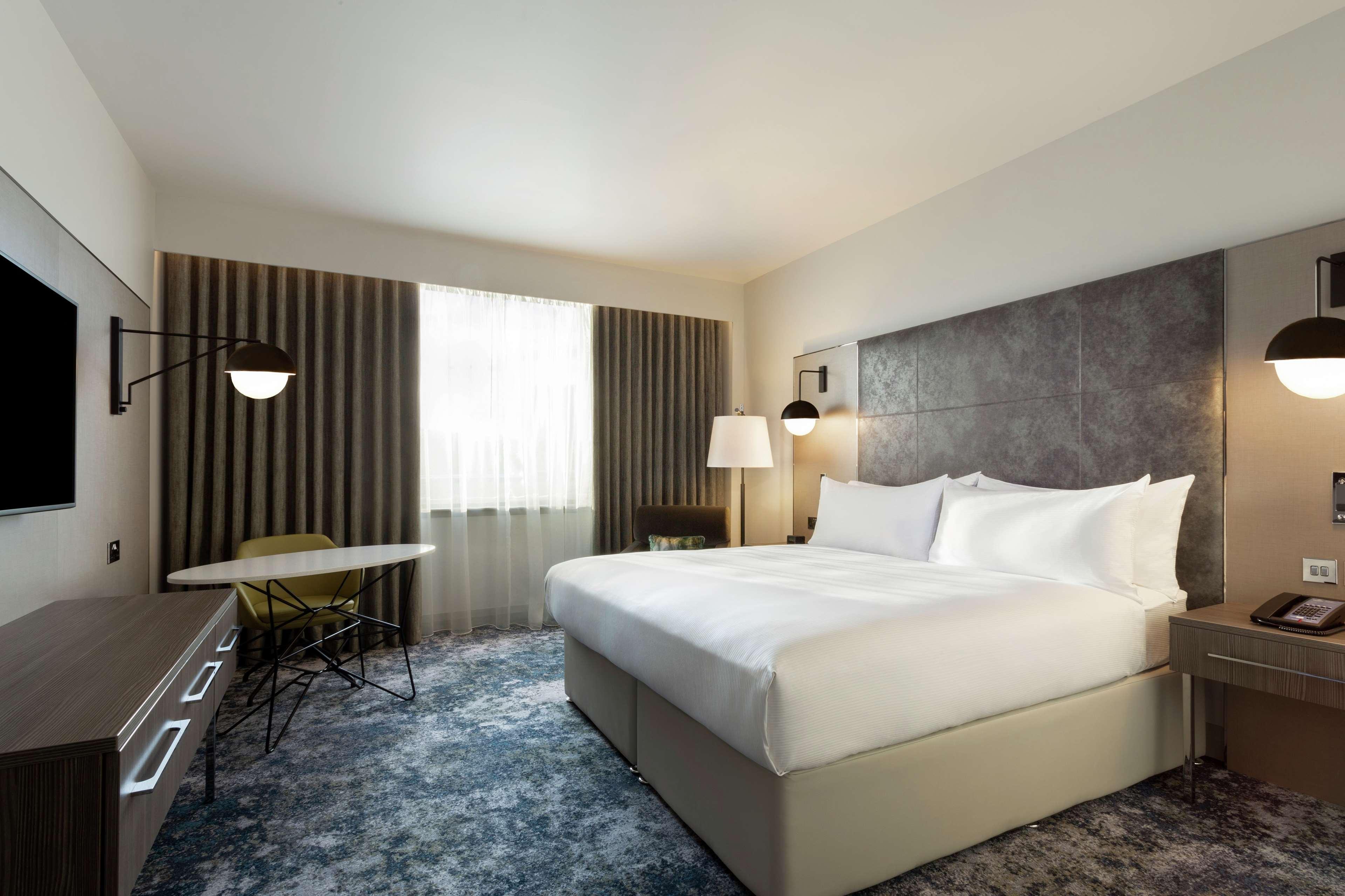 Hilton Aberdeen Teca Exterior photo